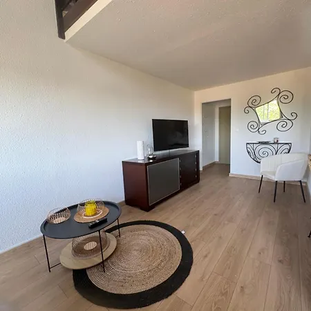 Апартаменты Le Recantou Duplex Марсейан
